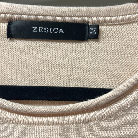 Sweater - Picture 2 of 3